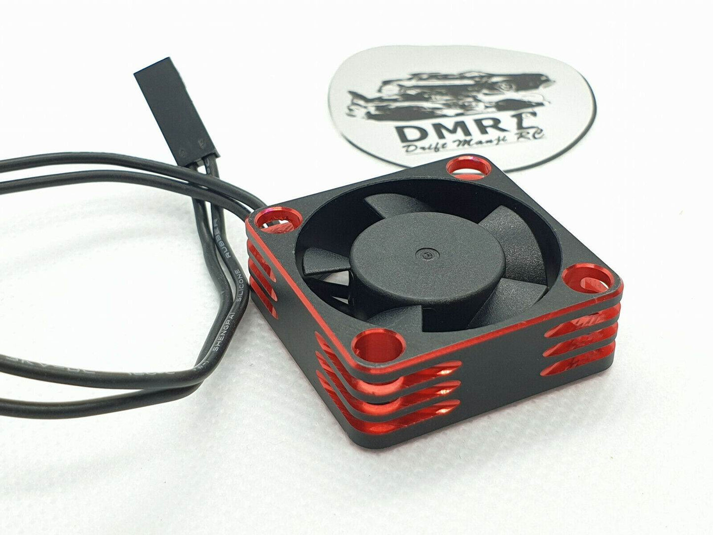 Close-up of the 40x40mm Aluminium ESC Cooling Fan, 16000RPM, built for superior cooling performance in RC cars - red