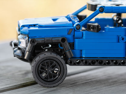 CaDA Pickup Truck Building Kit 390pcs building blocks