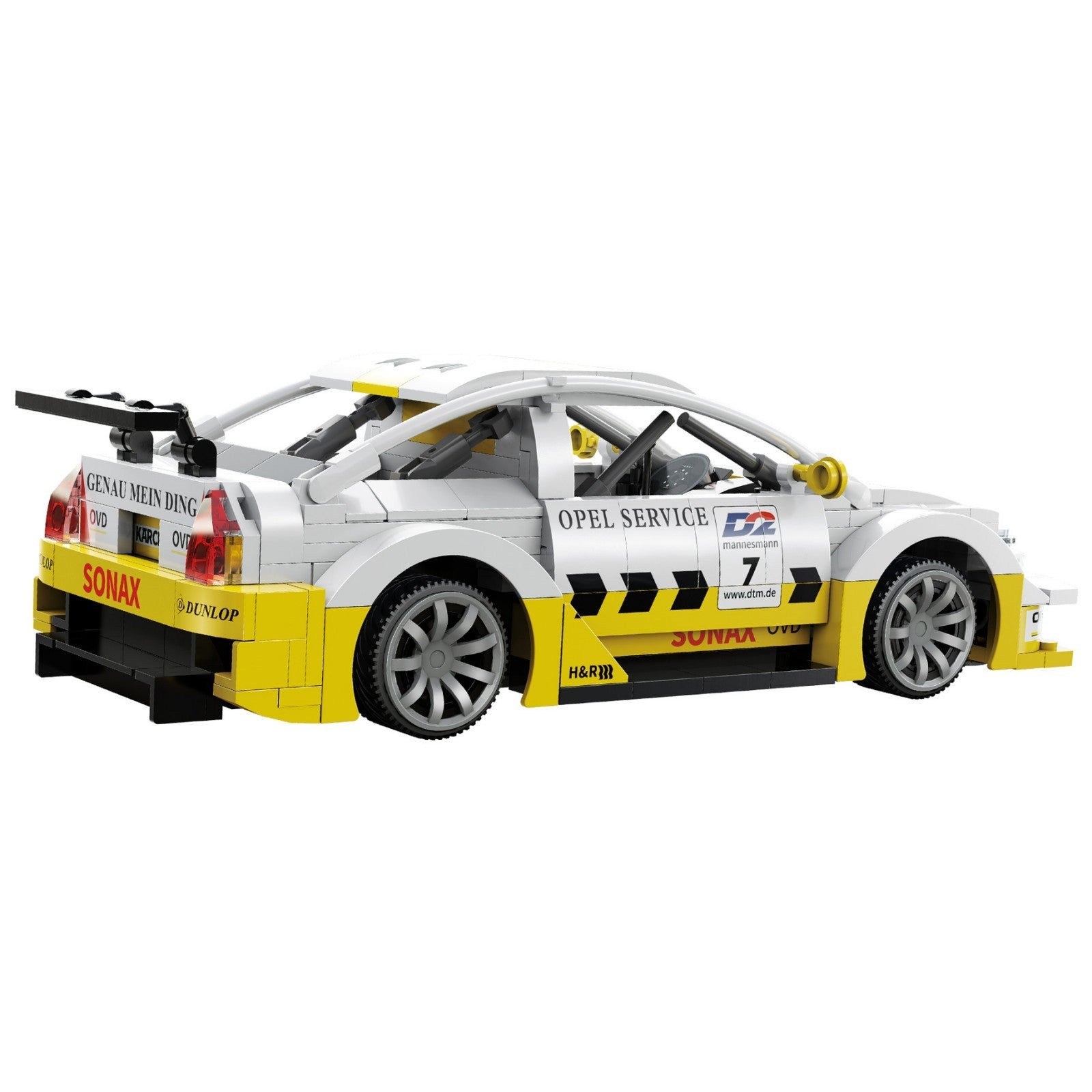 1/20 CaDA Opel Astra V8 Coupe Building Kit assembled model