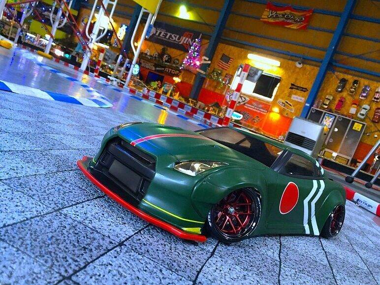 Tetsujin R35 GT-R Liberty Walk V1 RC RC body shell 1/10